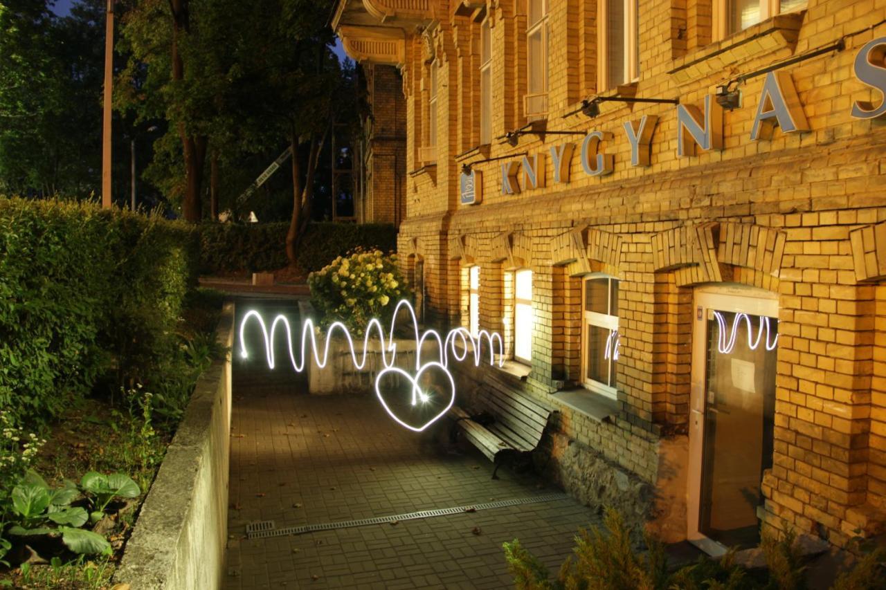 Mini Home Bookshop Studios فيلنيوس المظهر الخارجي الصورة